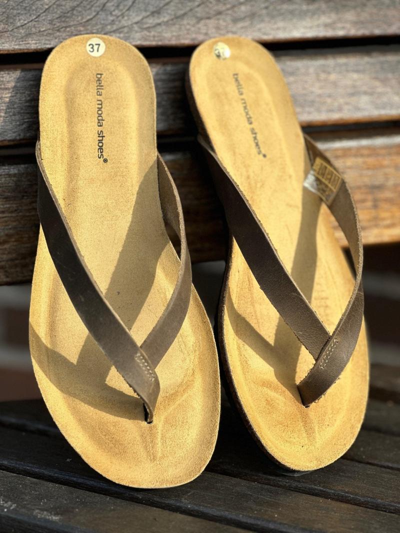 Elegant Kaki Tåsandaler fra Bella Moda til Sommerudflugter