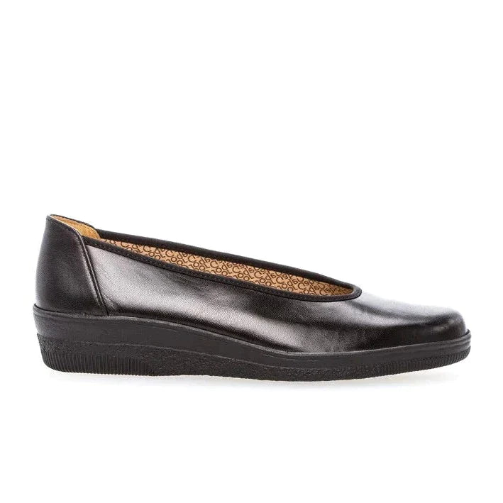 Gabor Ballerina med Kile - Sort 23 0550 fra Schou Bertelsen