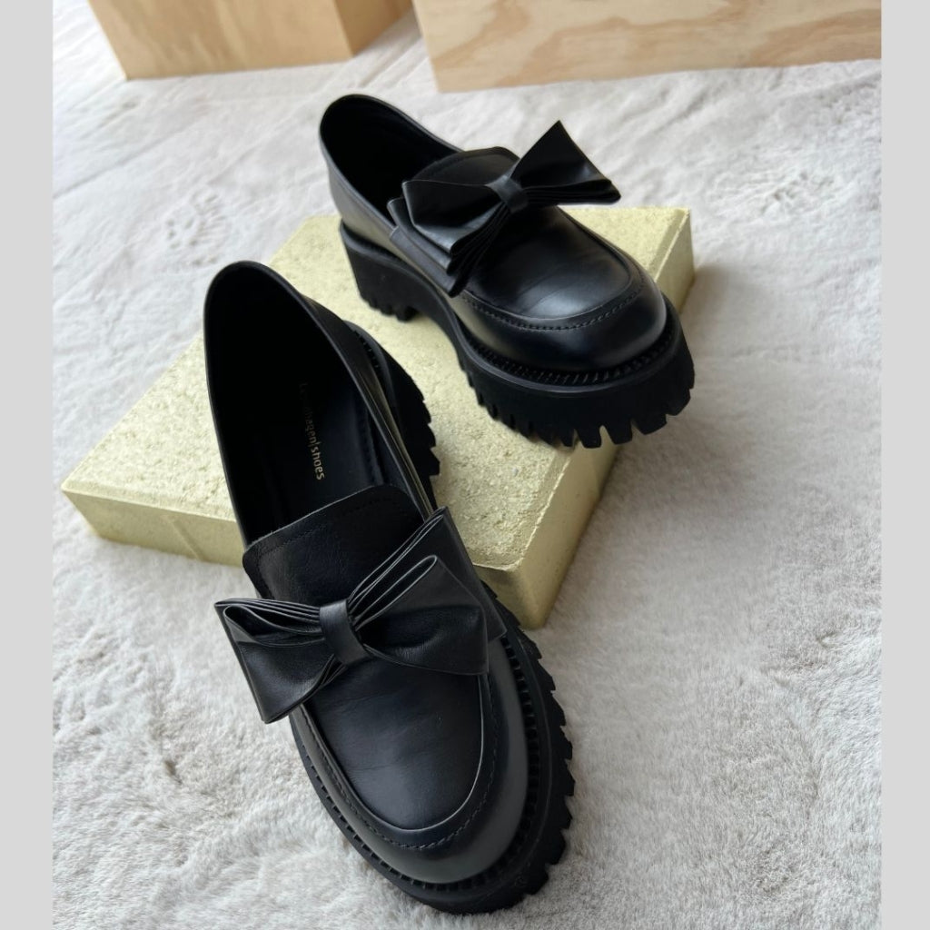 Copenhagen Shoes Loafers med Sløjfe - Sort 23 0487